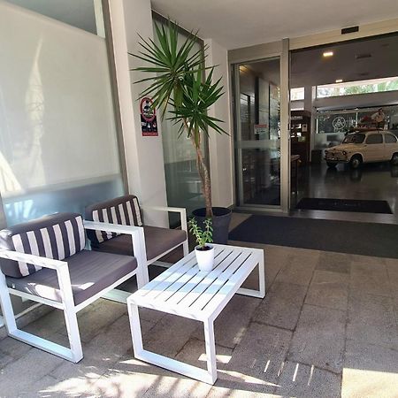 Apartamentos Llobet Ibiza Екстер'єр фото