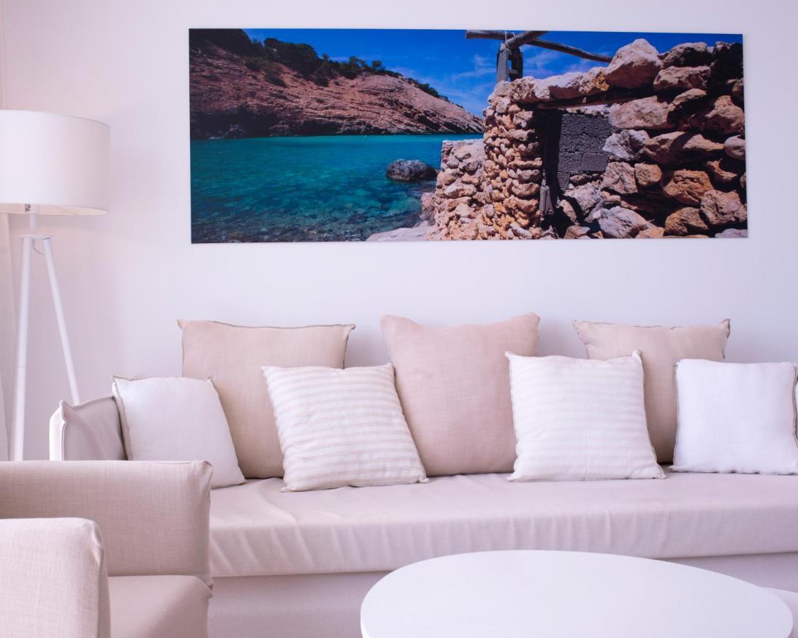 Apartamentos Llobet Ibiza Екстер'єр фото
