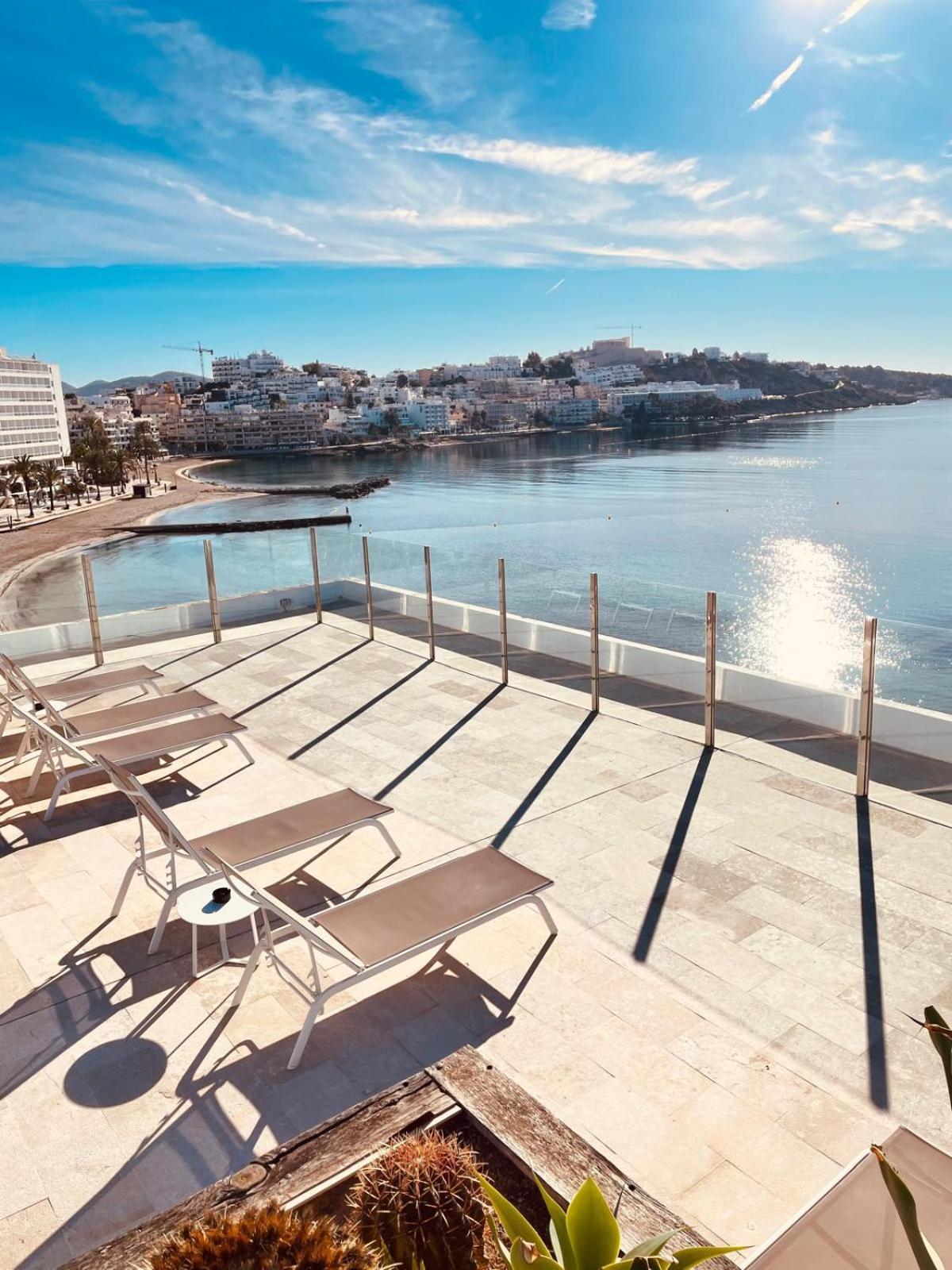 Apartamentos Llobet Ibiza Екстер'єр фото