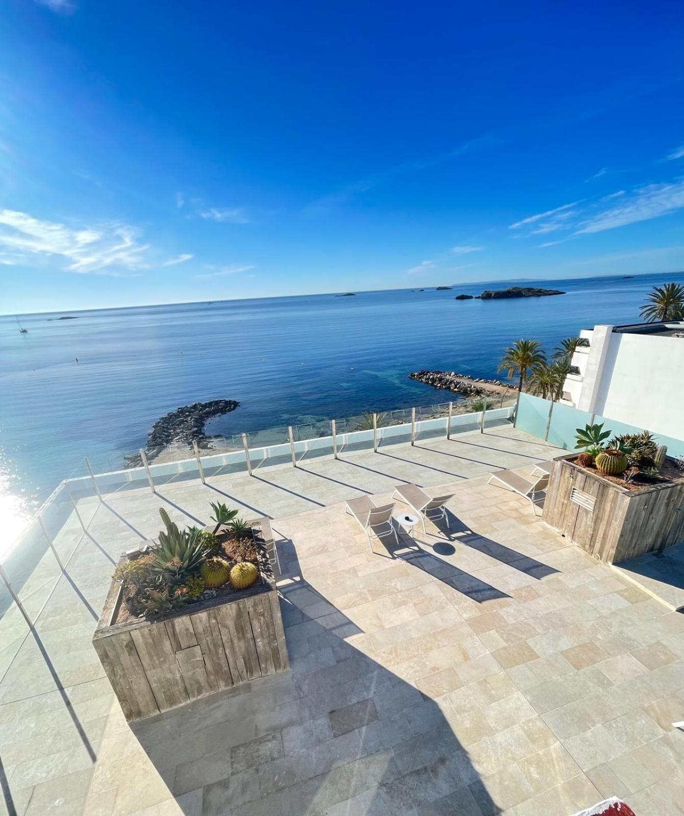 Apartamentos Llobet Ibiza Екстер'єр фото