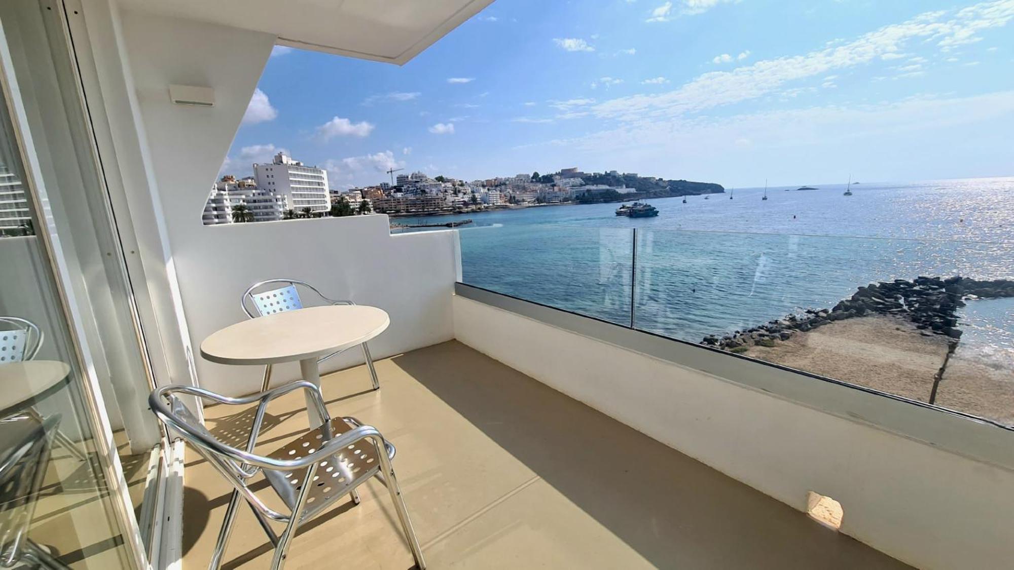 Apartamentos Llobet Ibiza Екстер'єр фото