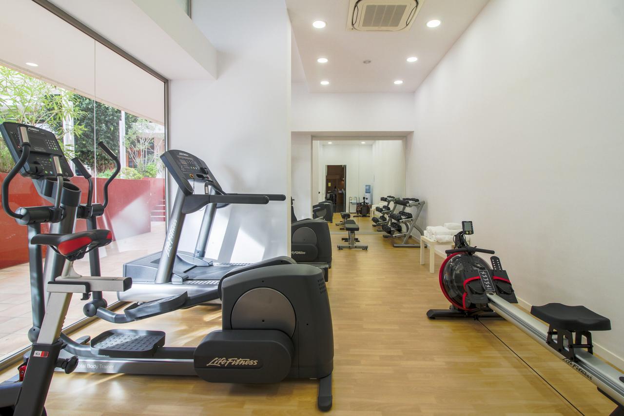 Apartamentos Llobet Ibiza Екстер'єр фото